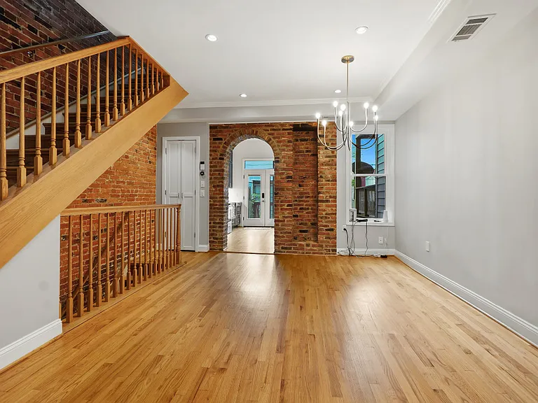 632 Q St NW — Photo 22