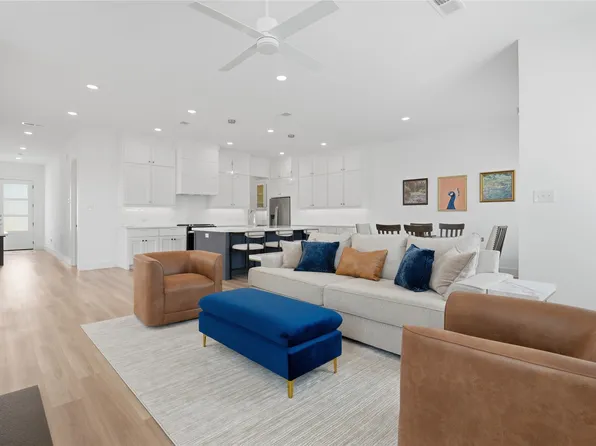 11637 Liberty Commons Ct, Dallas, TX 75229