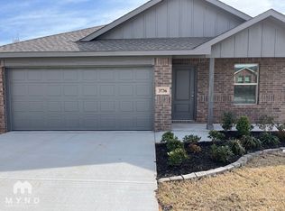 3736 Los Cabos Dr, Mustang, OK 73064