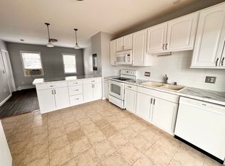 3 Groton Rd, North Chelmsford, MA 01863