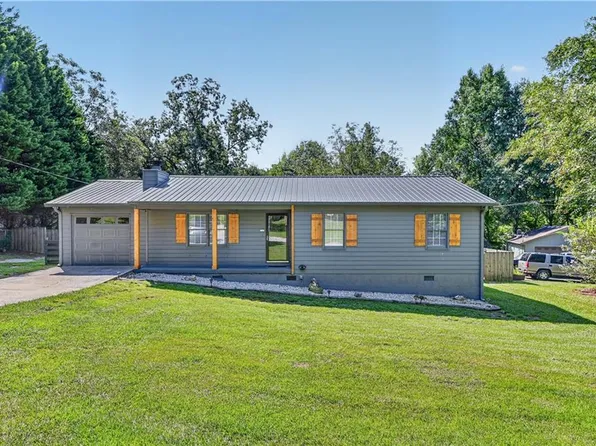 1341 Prospectors Dr, Lawrenceville, GA 30043