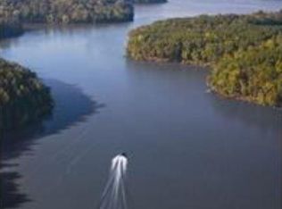 16145 Commodore Dr #320, Lancaster, SC 29720