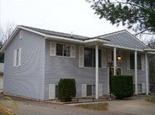 1869 Manorhaven St, Ortonville, MI 48462