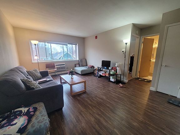 2nd image of 3069 N Oakland Ave #306