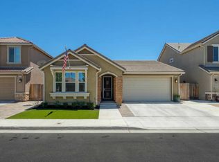 3454 Bellaire Ave, Clovis, CA 93619