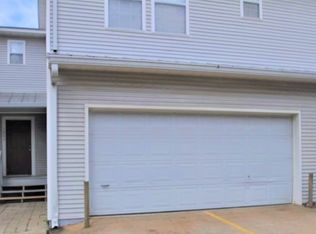 1002 N Molly Ct, Fayetteville, AR 72701
