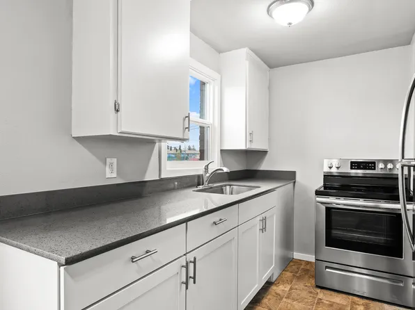 Cabana Court Apartments, 3809 S Thompson Ave APT 7, Tacoma, WA 98418