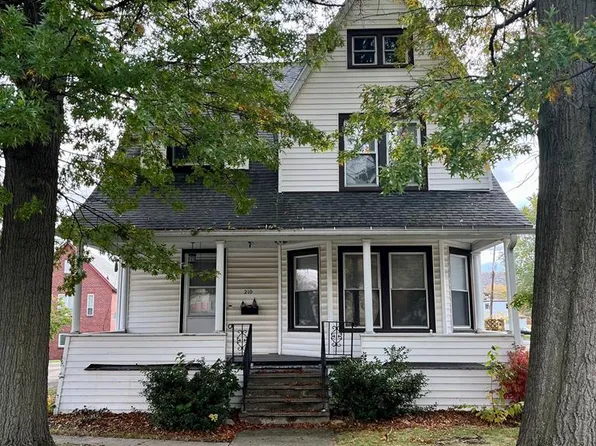 210 Oakwood Ave, Elmira, NY 14903