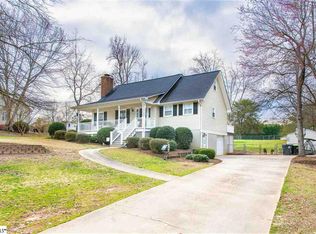309 Country Gln, Pelzer, SC 29669