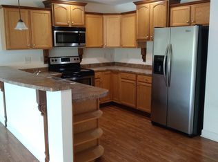 920 Marquette Ave Unit 303, South Milwaukee, WI 53172