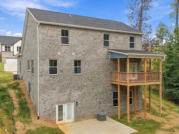 5th image of 3083 Bridgewater Blvd