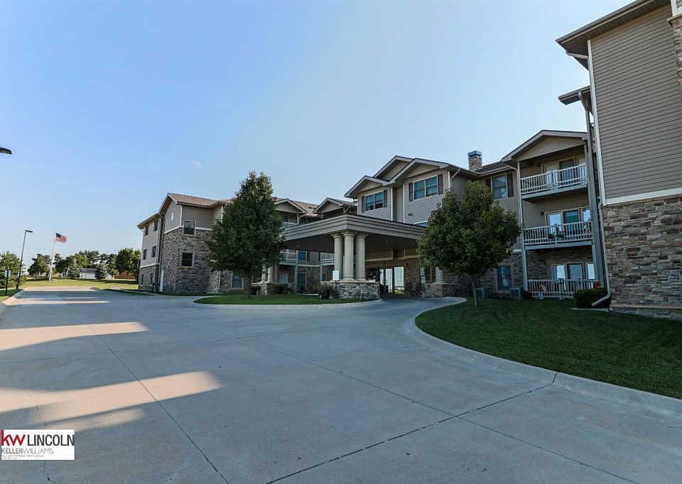 1st image of 5831 Enterprise Dr APT 214