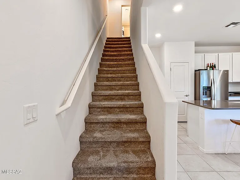 1032 E Descent St — Photo 22