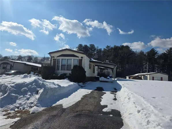 28 Lane E, Coventry, RI 02816