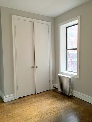 Rented by Uptown Flats LLC | media 11