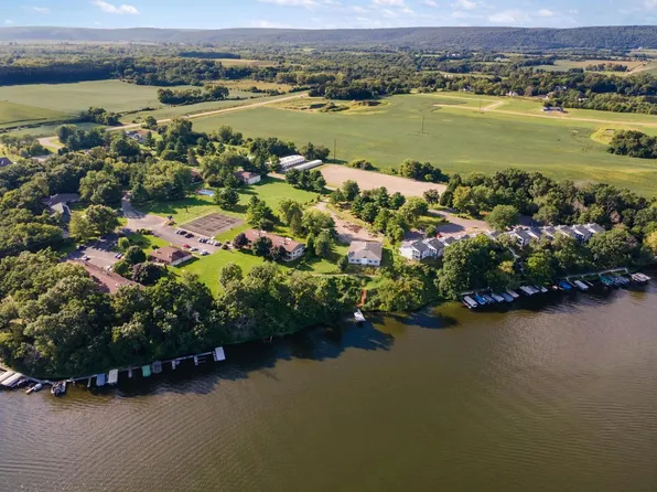 E12599 Kilpatrick Point Drive #55, Merrimac, WI 53561