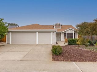 9905 Falcon Meadow Dr, Elk Grove, CA 95624