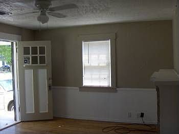 2nd image of 402 S Kentucky St
