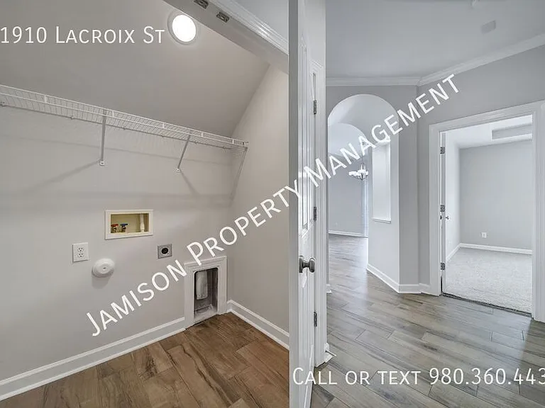 11910 Lacroix St — Photo 14
