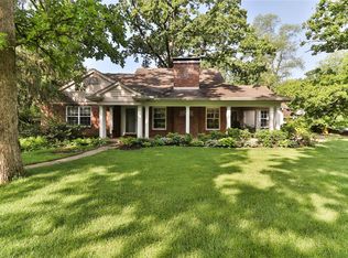 21 Westwood Forest Ln, Saint Louis, MO 63122