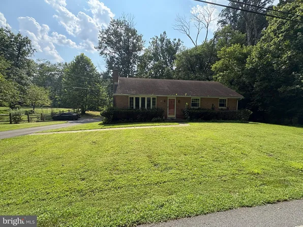 3102 River Rd, Reading, PA 19605