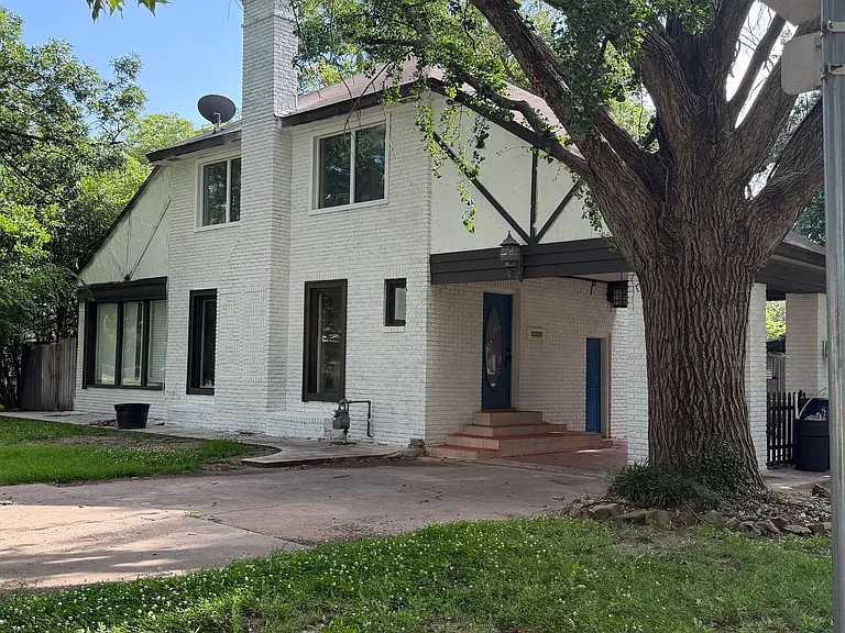 5316 S Quincy Ave — Photo 3