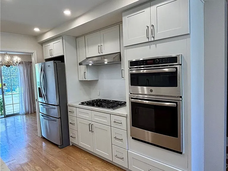 451 Medford Ct #102 — Photo 4