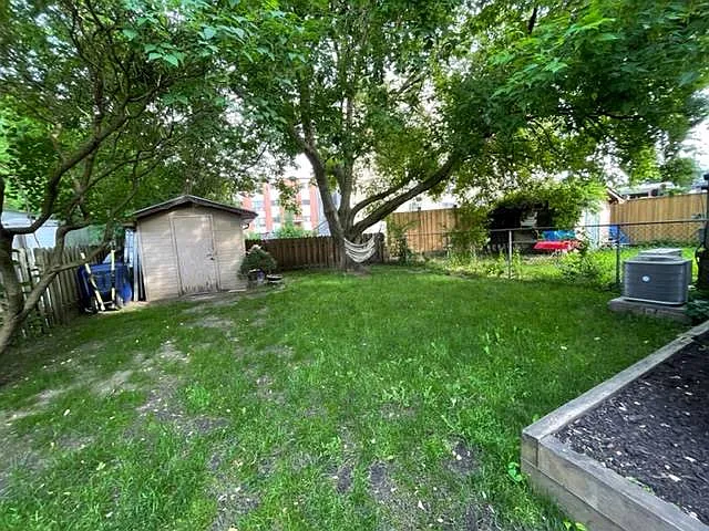 435 Karn St — Photo 13