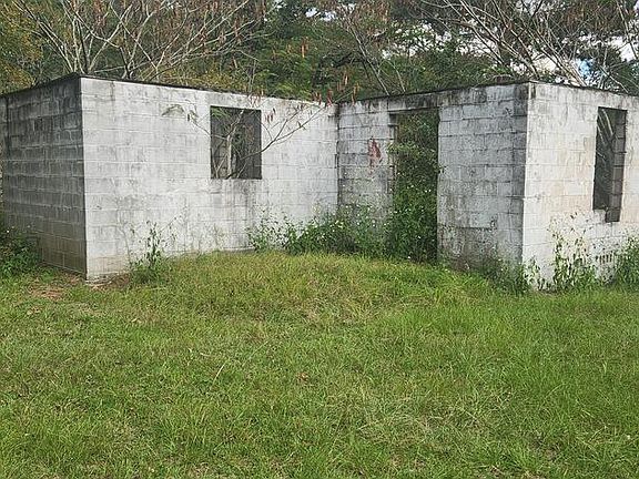 4th image of 317 E Spring St Lot 17AC