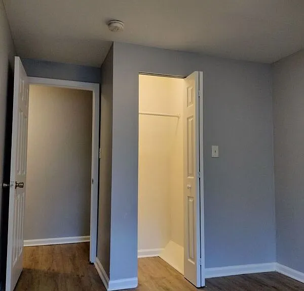 11540 S Peoria St — Photo 15