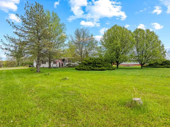 1969 Crosstown Rd, Williamsburg, OH 45176