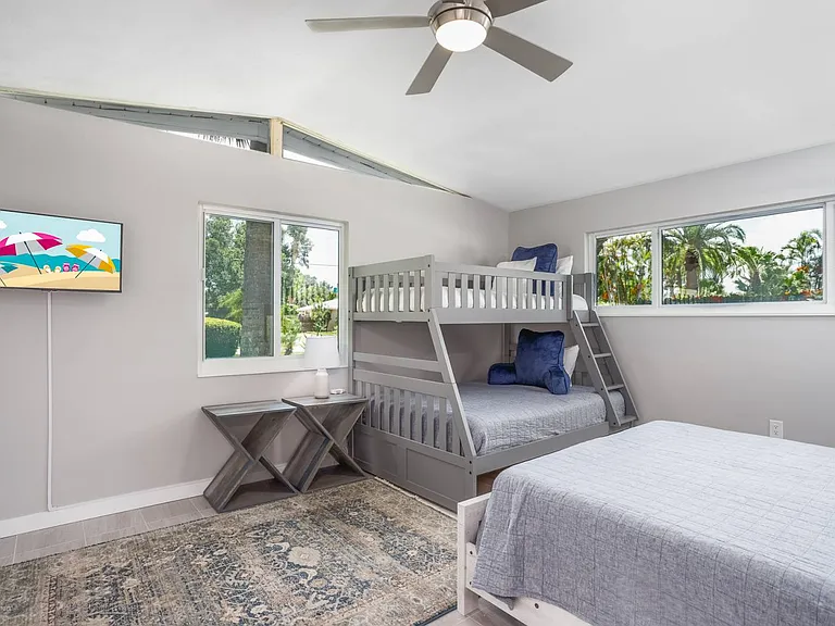 7412 Starfish Dr — Photo 27