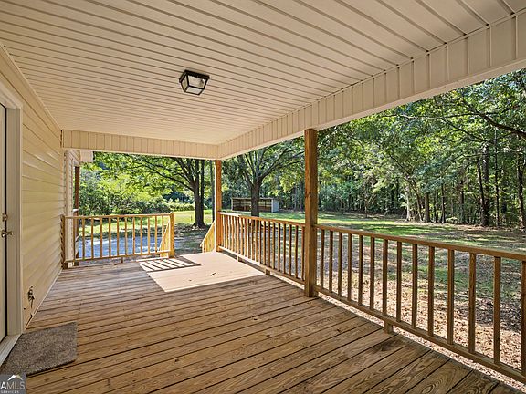 4th image of 3797 Jonathans Roost Rd