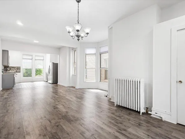 51 Booraem Avenue image 10 of 32