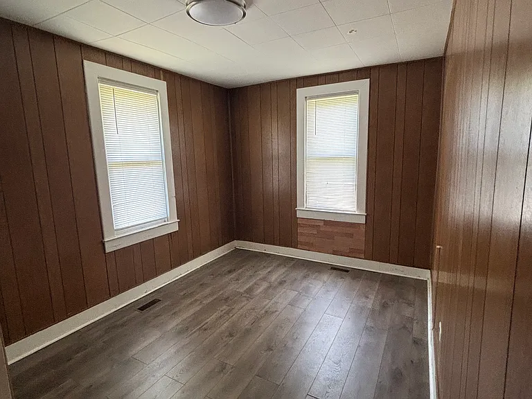 6605 Johnnycake Rd — Photo 2