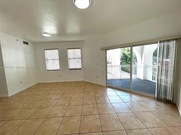 11503 NW 89th St #206 — Photo 6
