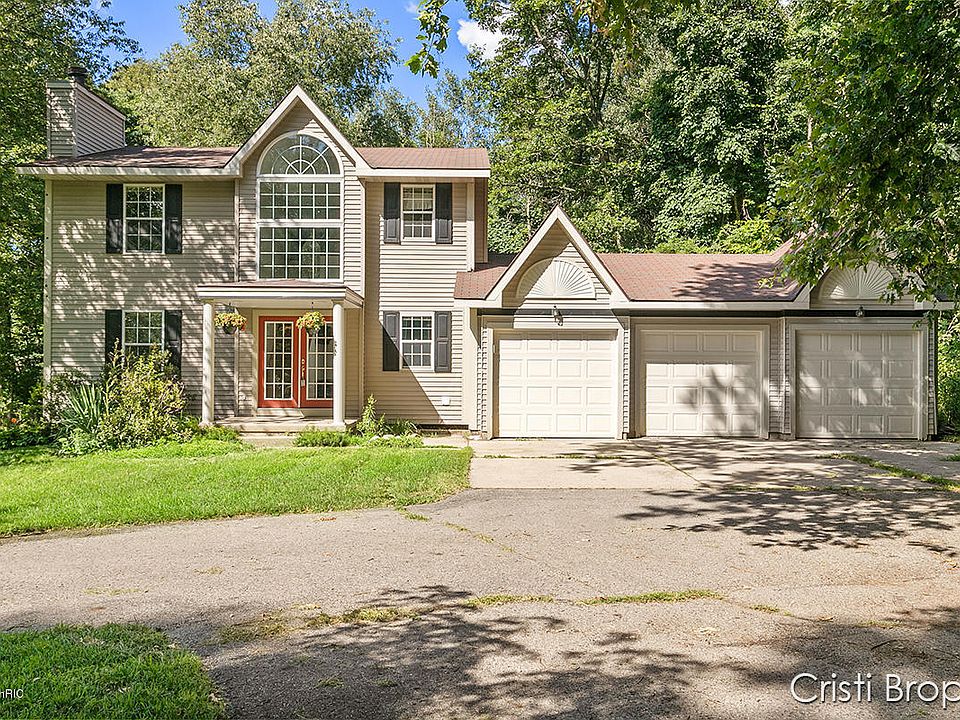 1st image of 5405 Pine Island Dr NE