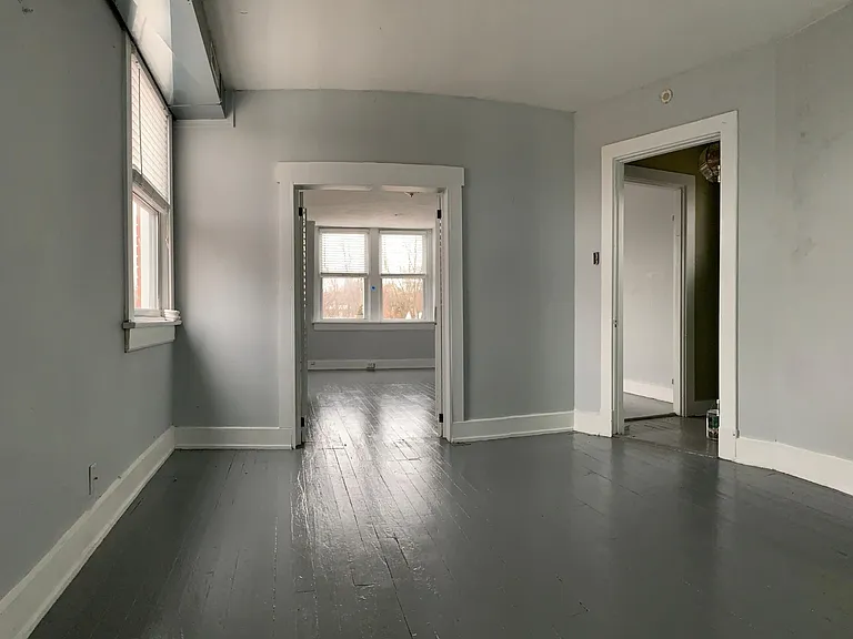 416 W 12th St #3 — Photo 3