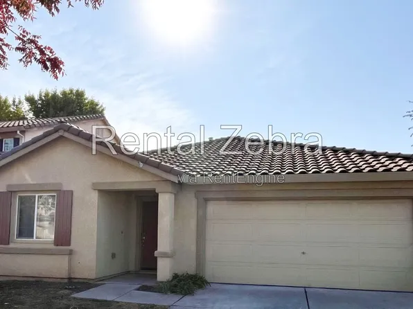 1386 Dynes St, Merced, CA 95348