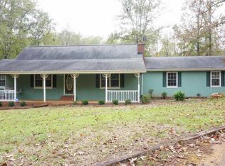 235 Mandy Brook Dr, Lagrange, GA 30241