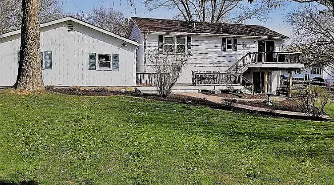 24200 Bush Hill Rd — Photo 2