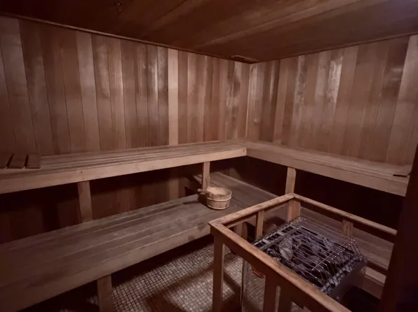 64-05 Yellowstone Boulevard image 16 of 16