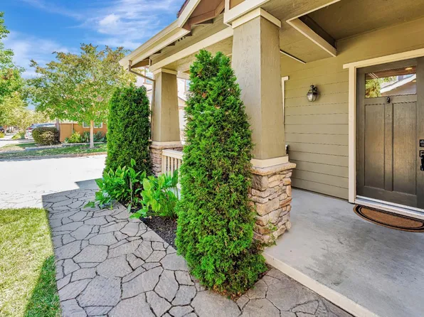 1678 Southridge Drive, Petaluma, CA 94954