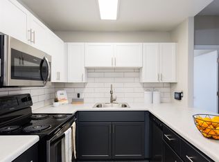 Morada West, Phoenix, AZ 85035