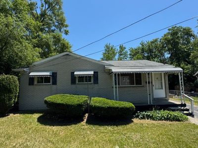 102 Cadillac St, Pontiac, MI, 48342