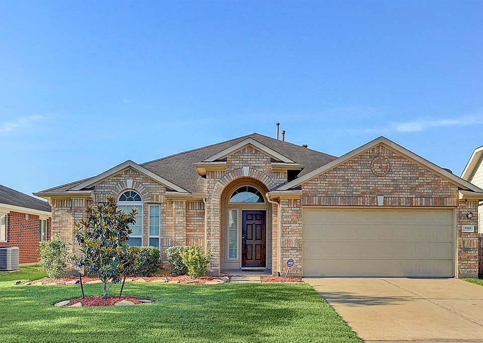 1st image of 1503 Chandler Park Ln