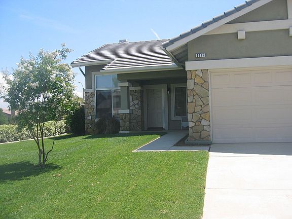 2nd image of 3287 Willow Park Cir