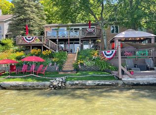 3661 Dorothy Ln, Waterford, MI 48329
