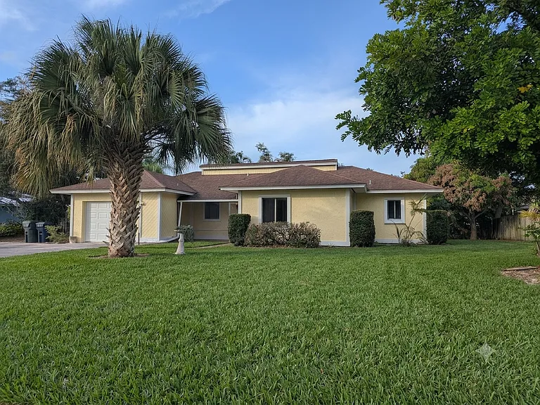712 NW North River Dr — Photo 8
