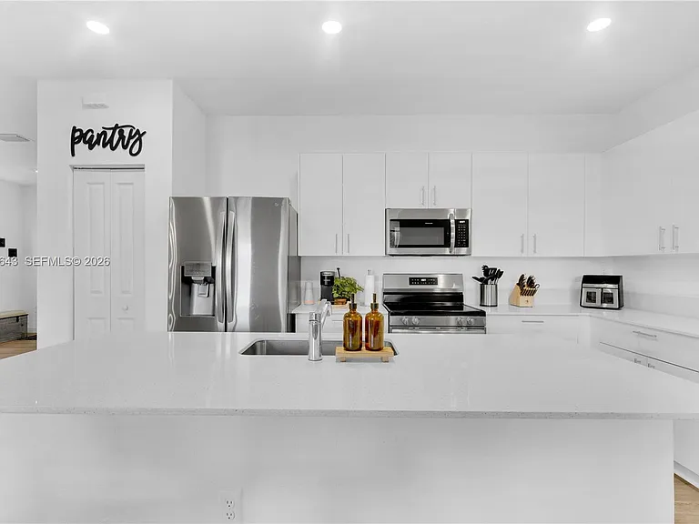 2444 SE 24th Ave — Photo 10